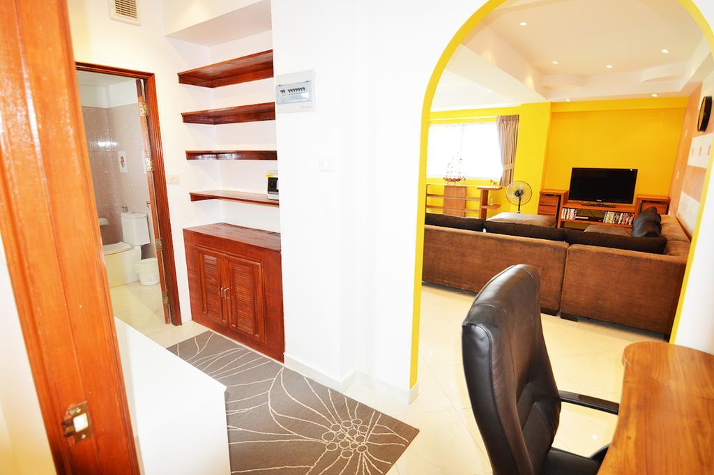 Apartamento Ruamchok Ocean View Pattaya Exterior foto