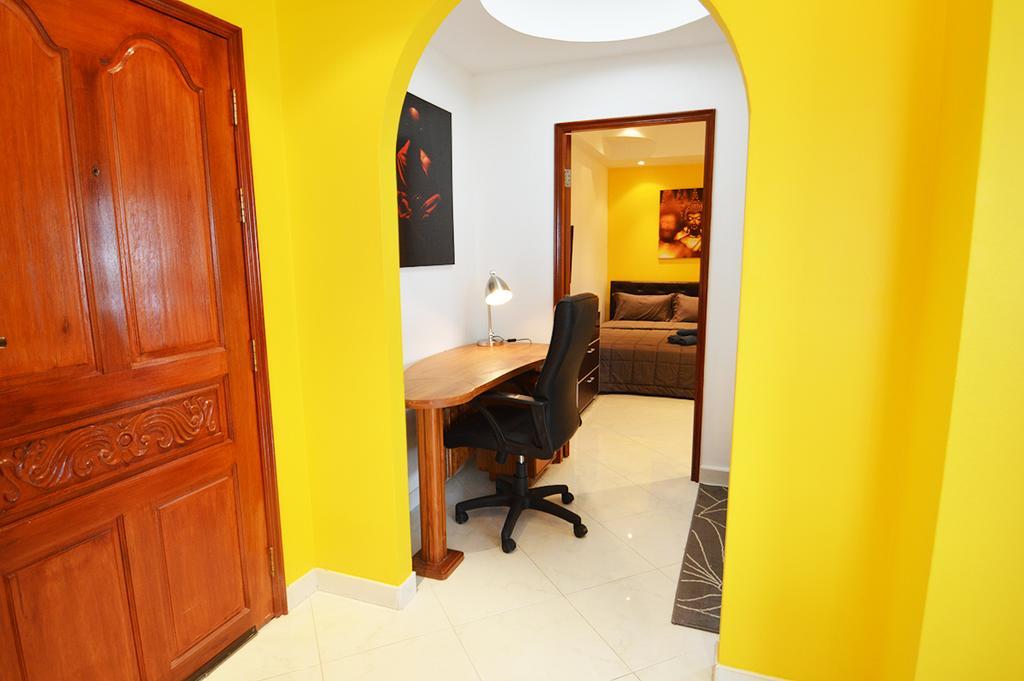 Apartamento Ruamchok Ocean View Pattaya Exterior foto