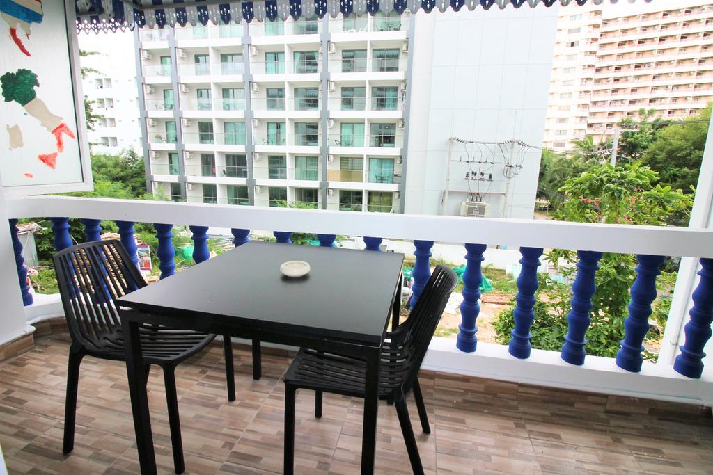 Apartamento Ruamchok Ocean View Pattaya Exterior foto