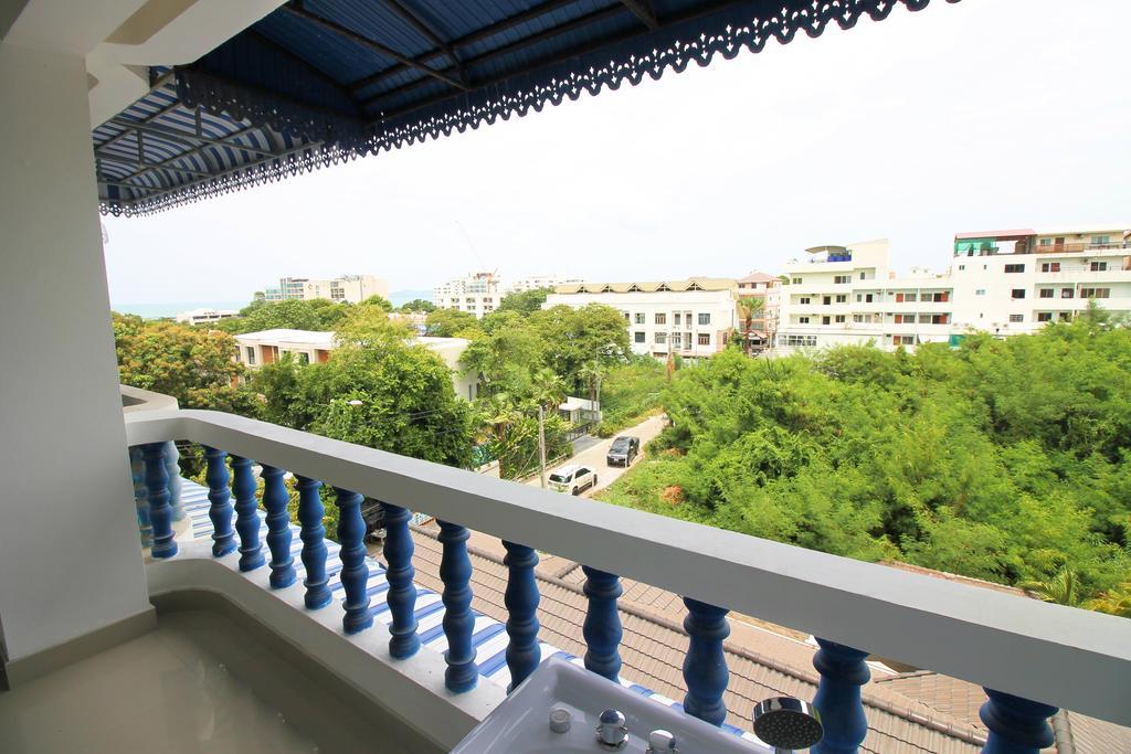 Apartamento Ruamchok Ocean View Pattaya Habitación foto