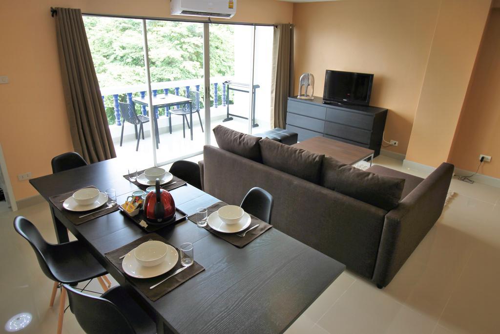 Apartamento Ruamchok Ocean View Pattaya Exterior foto