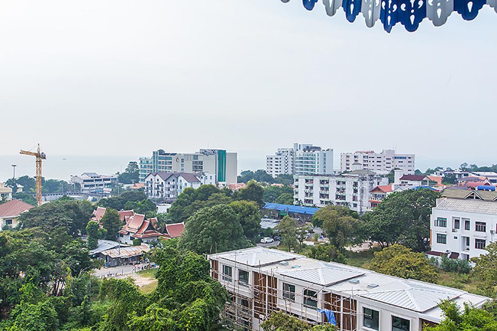 Apartamento Ruamchok Ocean View Pattaya Habitación foto